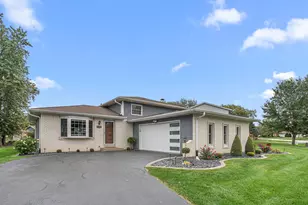 4204 Glen Oaks Dr, Crown Point, IN 46307 - Photo 1