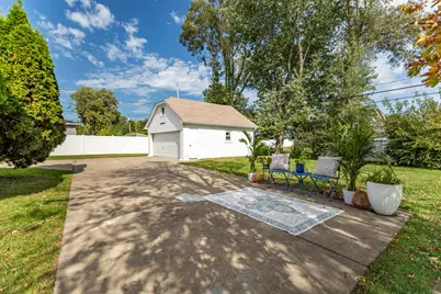 7359 Parrish Avenue, Hammond, IN 46323 - Photo 7
