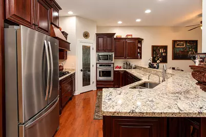 2702 Hogan Avenue, La Porte, IN 46350 - Photo 9