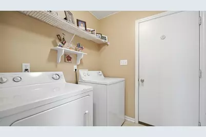 1044 N Woodlawn Avenue, Griffith, IN 46319 - Photo 17