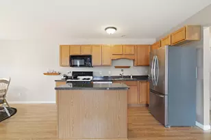 1044 N Woodlawn Ave, Griffith, IN 46319 - Photo 9