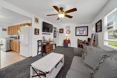 513 Roberts Street, La Porte, IN 46350 - Photo 5