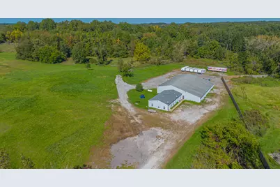 9565 W Snyder Road, La Porte, IN 46350 - Photo 11