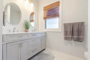 201 Thurman Ave, Michigan City, IN 46360 - Photo 15