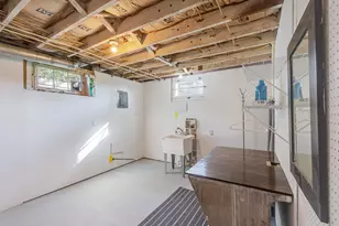 201 Thurman Ave, Michigan City, IN 46360 - Photo 29