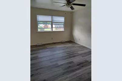 5958 Marbella Avenue, Portage, IN 46368 - Photo 9