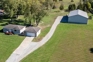 14615 Reeder Rd, Crown Point, IN 46307 - Photo 1