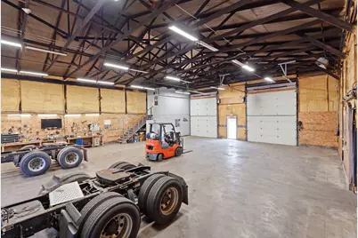 900 Us-20, Westchester Township, IN 46304 - Photo 15