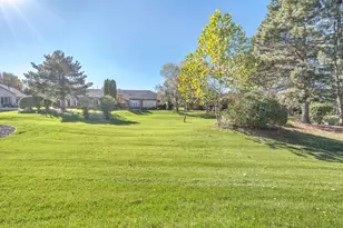 3519 Bob White Cir, Valparaiso, IN 46383 - Photo 21