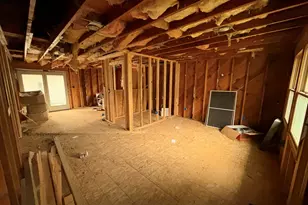 412 Broadway St, Michigan City, IN 46360 - Photo 9