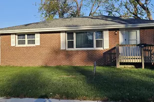1123 N Wood St, Griffith, IN 46319 - Photo 1