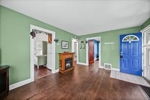 1005 Madison St, Valparaiso, IN 46385 - Photo 5