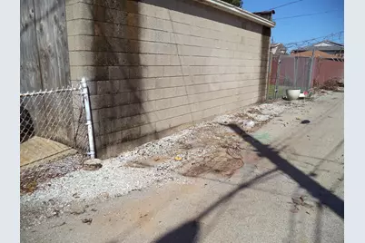 401 E Chicago Avenue, East Chicago, IN 46312 - Photo 7