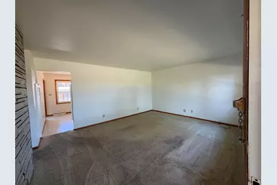 10004 Erie Place, Highland, IN 46322 - Photo 7