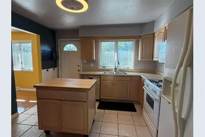 1215 Sunnyslope Drive, Crown Point, IN 46307 - Photo 7