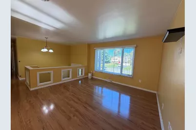 1215 Sunnyslope Drive, Crown Point, IN 46307 - Photo 3