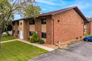630 N Shelby Pl, Hobart, IN 46342 - Photo 1
