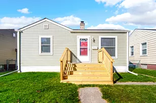 7322 Jarnecke Ave, Hammond, IN 46324 - Photo 1