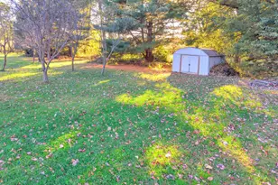 3203 Parker Dr, Valparaiso, IN 46383 - Photo 31