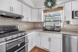 3203 Parker Dr, Valparaiso, IN 46383 - Photo 53
