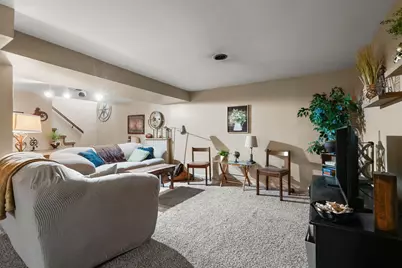 604 Elmhurst Street, Valparaiso, IN 46385 - Photo 17