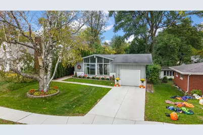 604 Elmhurst Street, Valparaiso, IN 46385 - Photo 3