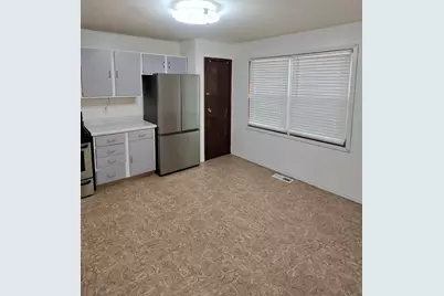 359 Salt Creek Pkwy #A, Valparaiso, IN 46385 - Photo 5