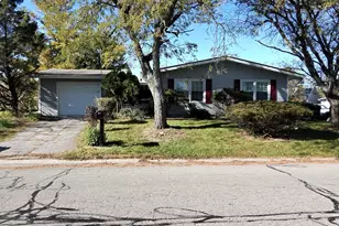 359 Salt Creek Pkwy, Valparaiso, IN 46385 - Photo 1