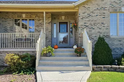 2501 Howard Castle Drive, Dyer, IN 46311 - Photo 3