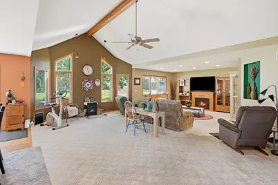 2501 Howard Castle Drive, Dyer, IN 46311 - Photo 7