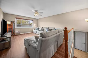 542 Riviera Rd, Valparaiso, IN 46385 - Photo 7