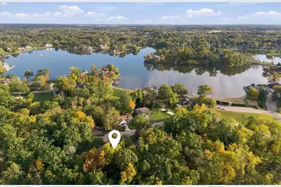 401 Shorewood Court, Valparaiso, IN 46385 - Photo 3