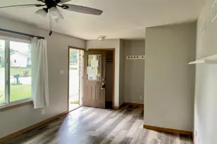 3605 E Engel Dr, Valparaiso, IN 46383 - Photo 5