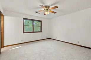 3906 Oak Grove Dr, Valparaiso, IN 46383 - Photo 17