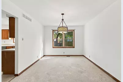 3906 Oak Grove Drive, Valparaiso, IN 46383 - Photo 7
