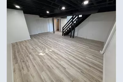 7547 Jackson Avenue, Hammond, IN 46324 - Photo 13
