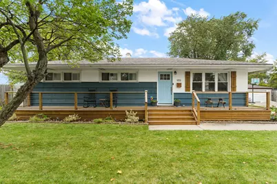 919 E Crestview Court, Crown Point, IN 46307 - Photo 1