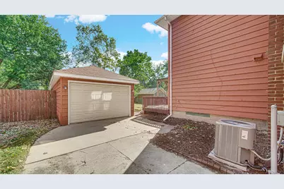 6235 Moraine Avenue, Hammond, IN 46324 - Photo 23