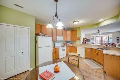 521 Cochran Drive, Crown Point, IN 46307 - Photo 7