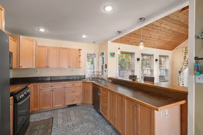 8620 Marquette Street, Schererville, IN 46375 - Photo 13