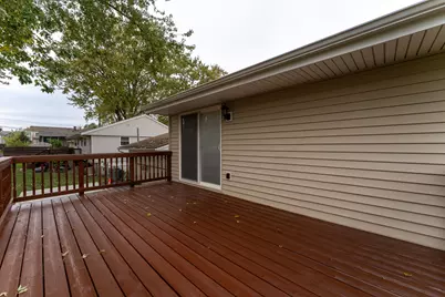 3801 W 78th Avenue, Merrillville, IN 46410 - Photo 9