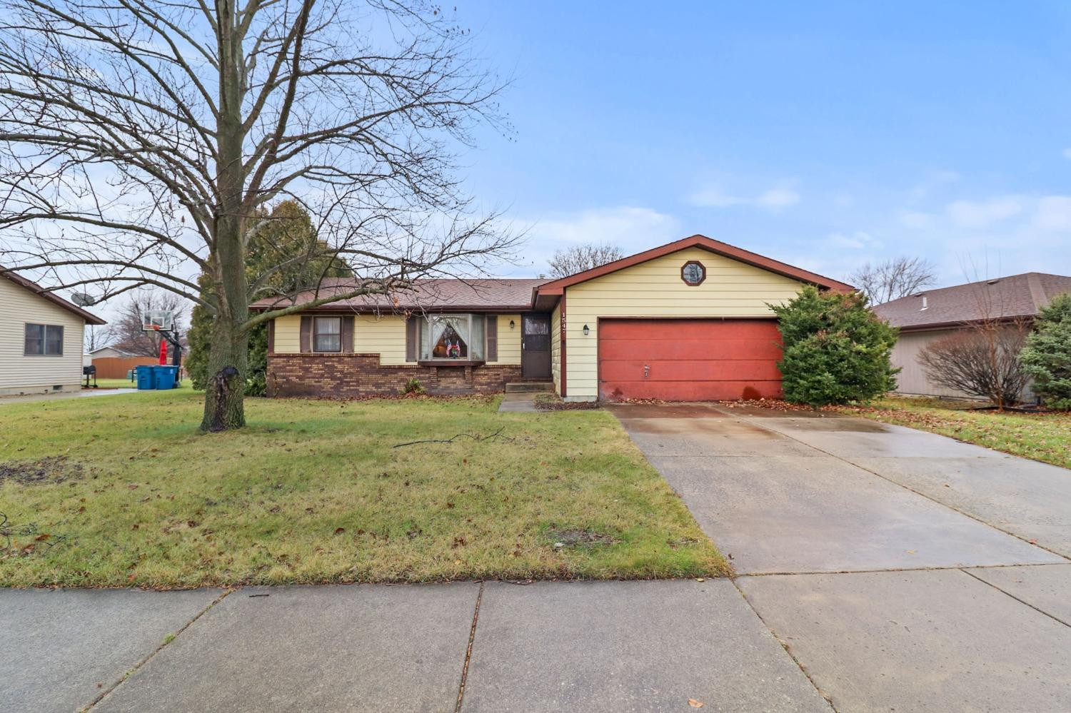 1547 W 97th Pl, Crown Point, IN 46307 MLS 525628 Coldwell Banker