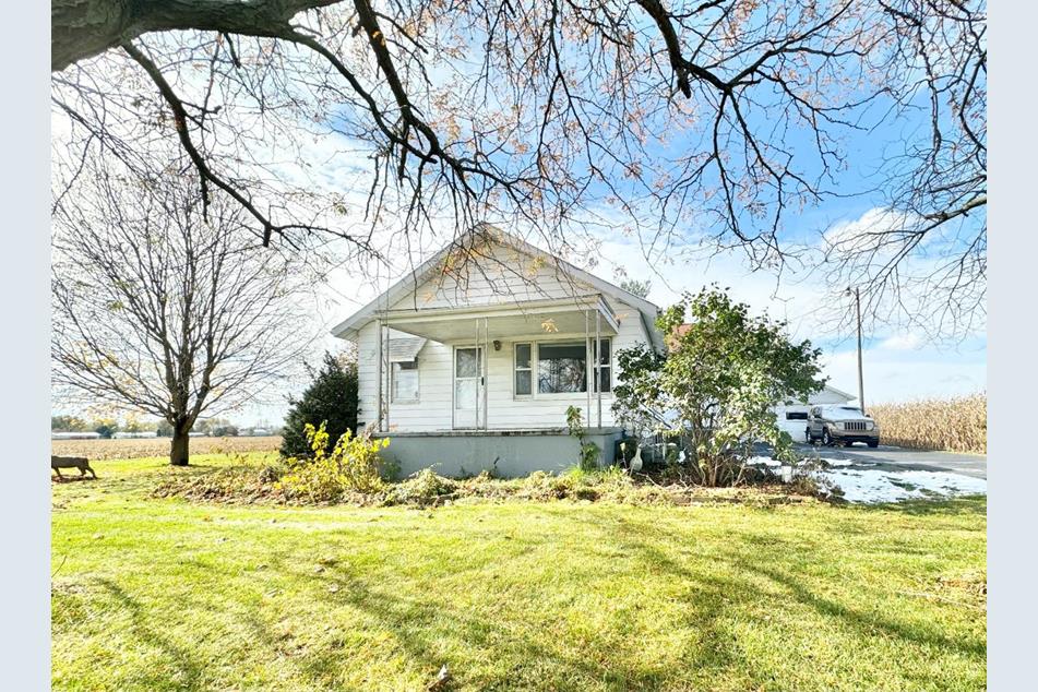 11402 S 1025 W, Wanatah, IN 46390 MLS 541057 Coldwell Banker