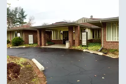 1101 Glendale Boulevard #107, Valparaiso, IN 46383 - Photo 1