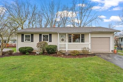 1307 Tuckahoe Park Drive, Valparaiso, IN 46383 - Photo 1