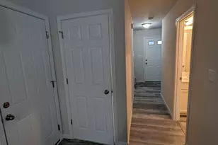 8528 Florida St, Merrillville, IN 46410 - Photo 19