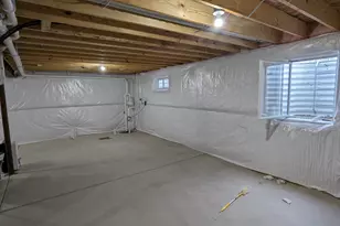 8528 Florida St, Merrillville, IN 46410 - Photo 43