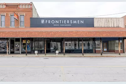 210 N 3rd Street, Kentland, IN 47951 - Photo 1