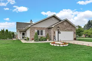 1576 Lilac Ct, Hobart, IN 46342 - Photo 1