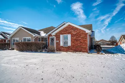 1017 N Woodlawn Avenue, Griffith, IN 46319 - Photo 1